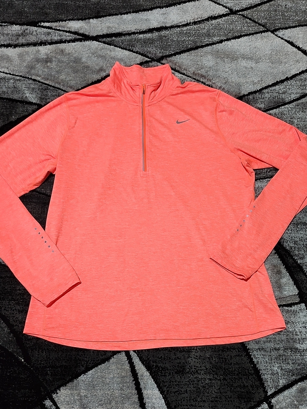 NIKE DRI-FIT 1/4 ZIP SWOOSH LOGO THUMB-HOLE ORANGE RUNNING LONG-SLEEVE SHIRT